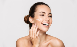 The Latest Trends in Anti-Aging Skincare